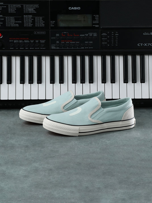 SPIN Light Blue & Off-White Slip-On Glow Sneakers