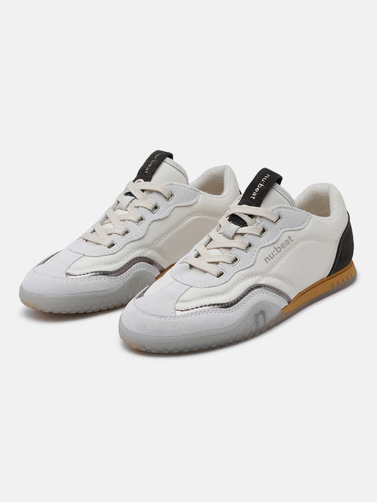 AREA808 Off-White & Grey Sneakers