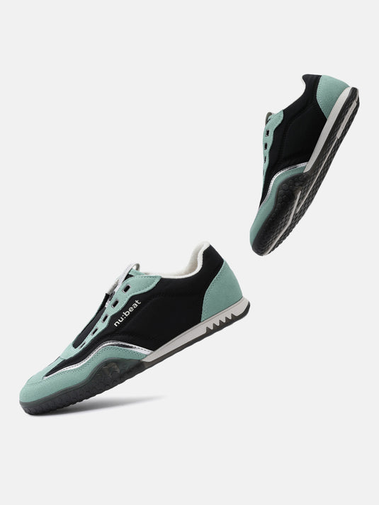 AREA909 Black & Light Green Slip-On Sneakers