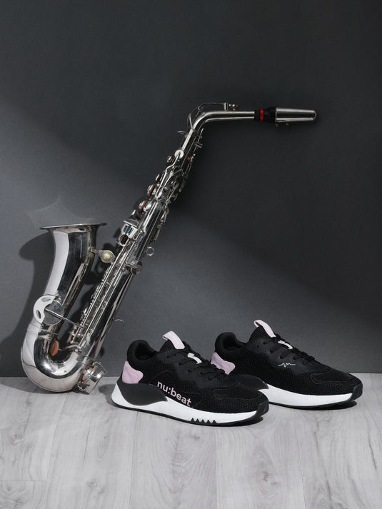 HIPSONIC Black & Rose Sneakers