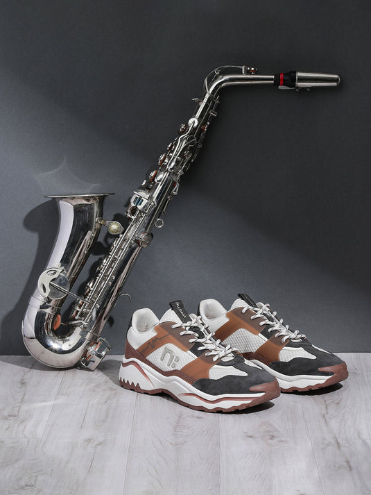 GROOVESTAR Off-White & Dark Brown Sneakers