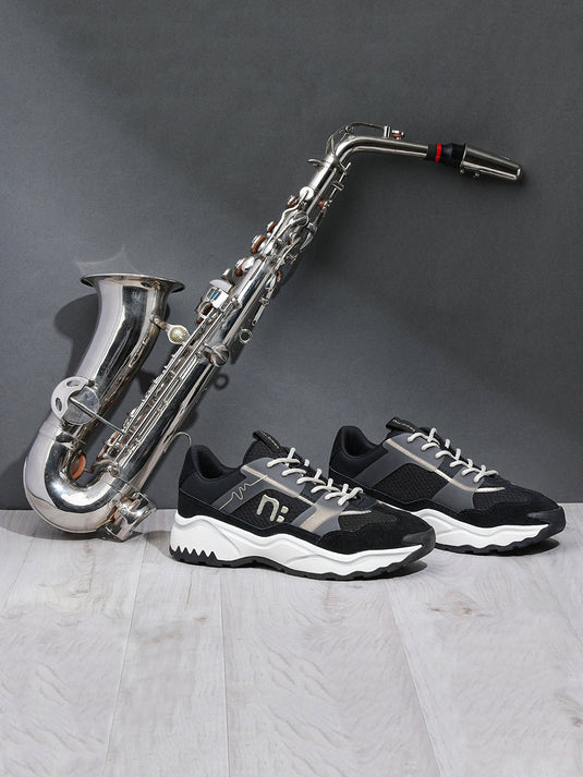 GROOVESTAR Black Sneakers